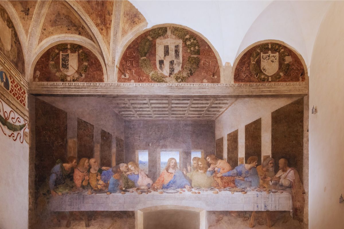 Nattverden av Leonardo da Vinci – Jesus og disiplene rundt bordet i klosteret Santa Maria delle Grazie i Milano.
